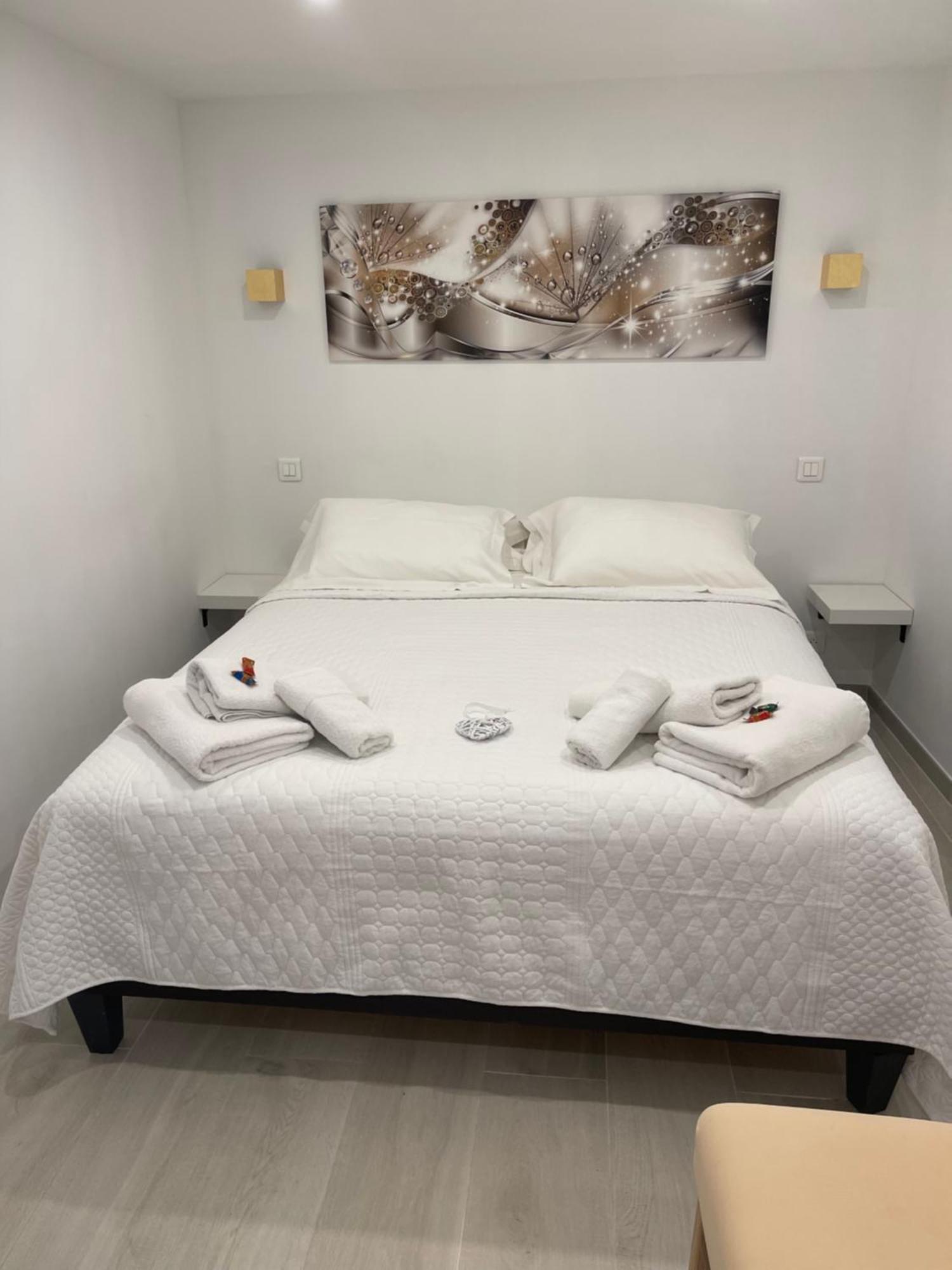 Grand Neuf A 50 M Du Port Appartamento *